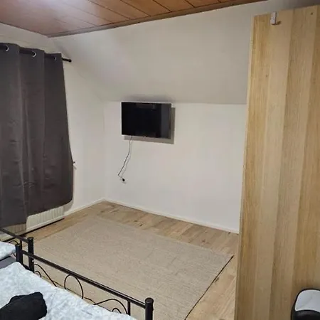 Apartment In - Ensen Am Rhein Cologne